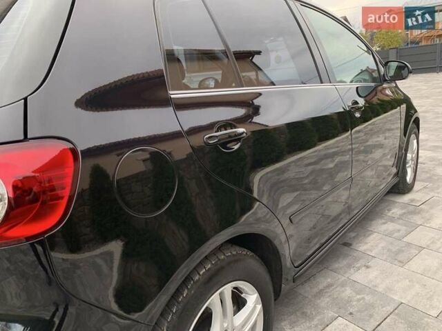 Черный Фольксваген Гольф Плюс, объемом двигателя 1.6 л и пробегом 206 тыс. км за 8300 $, фото 1 на Automoto.ua