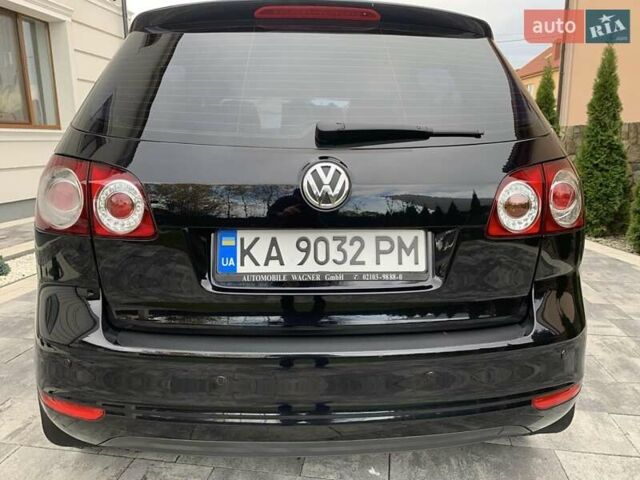 Черный Фольксваген Гольф Плюс, объемом двигателя 1.6 л и пробегом 206 тыс. км за 8300 $, фото 4 на Automoto.ua