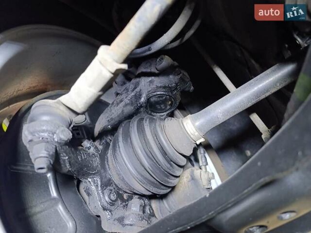 Черный Фольксваген Гольф Плюс, объемом двигателя 1.4 л и пробегом 170 тыс. км за 11200 $, фото 53 на Automoto.ua