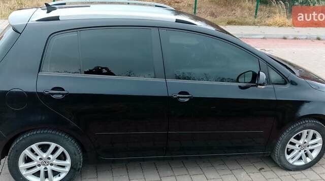 Чорний Фольксваген Golf Plus, об'ємом двигуна 1.6 л та пробігом 114 тис. км за 11000 $, фото 7 на Automoto.ua