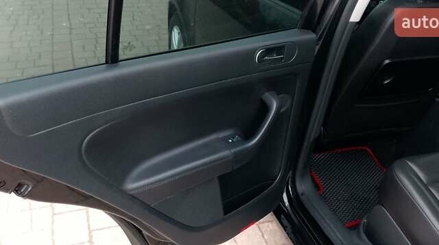 Чорний Фольксваген Golf Plus, об'ємом двигуна 1.6 л та пробігом 114 тис. км за 11000 $, фото 17 на Automoto.ua