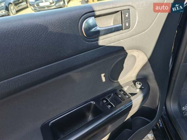 Чорний Фольксваген Golf Plus, об'ємом двигуна 1.4 л та пробігом 250 тис. км за 7950 $, фото 4 на Automoto.ua