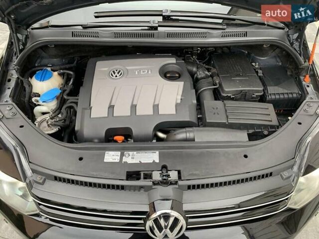 Черный Фольксваген Гольф Плюс, объемом двигателя 1.6 л и пробегом 206 тыс. км за 8300 $, фото 39 на Automoto.ua