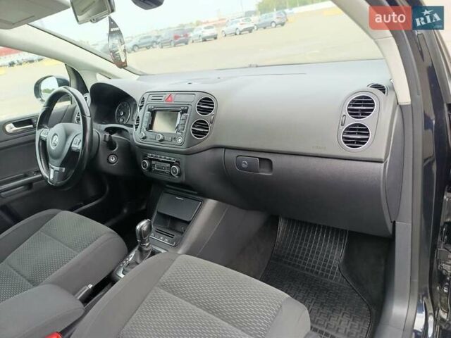 Черный Фольксваген Гольф Плюс, объемом двигателя 1.4 л и пробегом 170 тыс. км за 11200 $, фото 20 на Automoto.ua