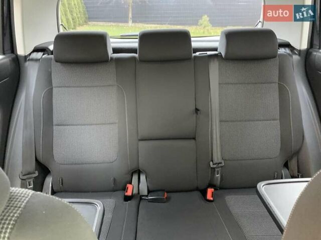 Черный Фольксваген Гольф Плюс, объемом двигателя 1.6 л и пробегом 206 тыс. км за 8300 $, фото 43 на Automoto.ua