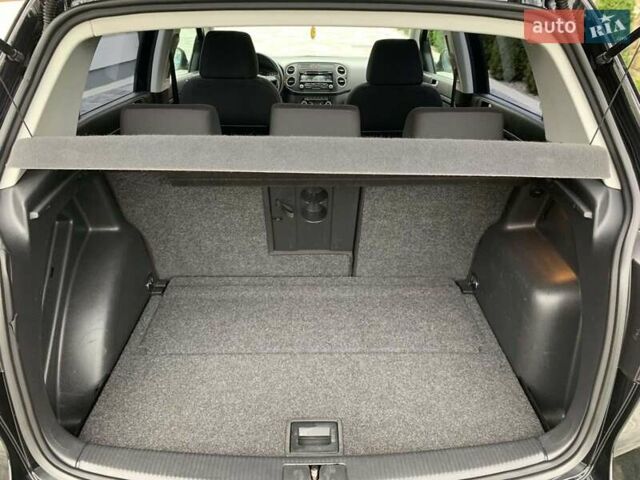 Черный Фольксваген Гольф Плюс, объемом двигателя 1.6 л и пробегом 206 тыс. км за 8300 $, фото 27 на Automoto.ua