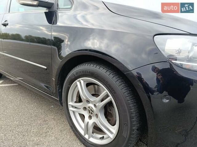 Черный Фольксваген Гольф Плюс, объемом двигателя 1.4 л и пробегом 170 тыс. км за 11200 $, фото 16 на Automoto.ua