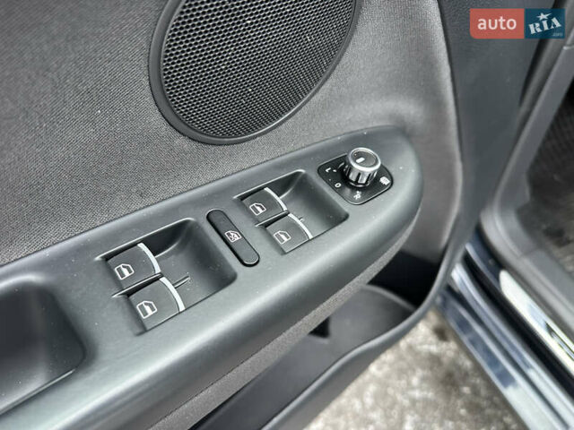 Черный Фольксваген Гольф Плюс, объемом двигателя 1.4 л и пробегом 165 тыс. км за 9300 $, фото 33 на Automoto.ua