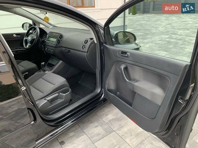 Черный Фольксваген Гольф Плюс, объемом двигателя 1.6 л и пробегом 206 тыс. км за 8300 $, фото 21 на Automoto.ua
