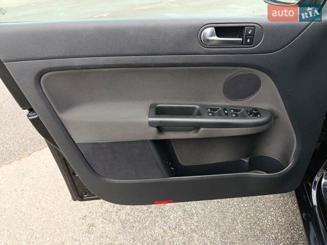 Черный Фольксваген Гольф Плюс, объемом двигателя 1.4 л и пробегом 170 тыс. км за 11200 $, фото 34 на Automoto.ua