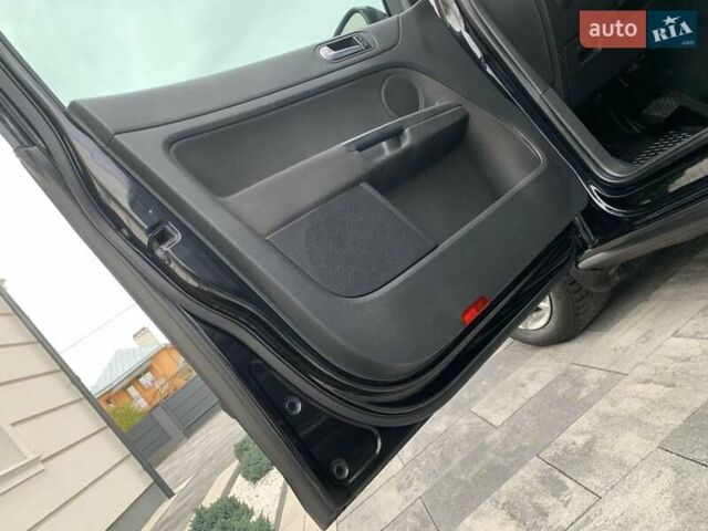 Черный Фольксваген Гольф Плюс, объемом двигателя 1.6 л и пробегом 206 тыс. км за 8300 $, фото 25 на Automoto.ua