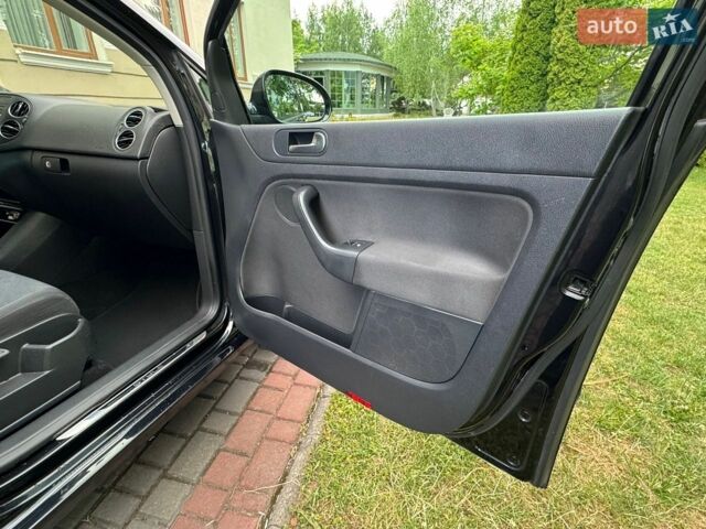 Чорний Фольксваген Golf Plus, об'ємом двигуна 1.4 л та пробігом 219 тис. км за 8850 $, фото 19 на Automoto.ua