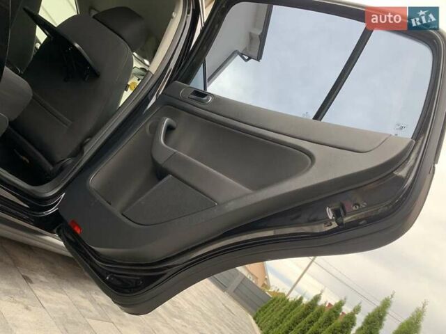 Черный Фольксваген Гольф Плюс, объемом двигателя 1.6 л и пробегом 206 тыс. км за 8300 $, фото 33 на Automoto.ua