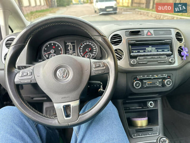 Черный Фольксваген Гольф Плюс, объемом двигателя 1.2 л и пробегом 162 тыс. км за 6200 $, фото 13 на Automoto.ua
