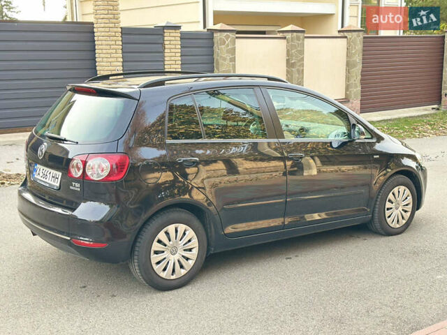 Черный Фольксваген Гольф Плюс, объемом двигателя 1.2 л и пробегом 162 тыс. км за 6200 $, фото 5 на Automoto.ua