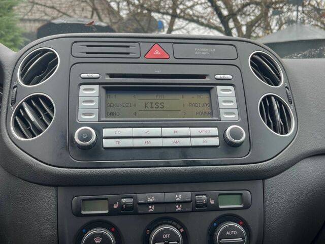 Чорний Фольксваген Golf Plus, об'ємом двигуна 1.9 л та пробігом 192 тис. км за 3500 $, фото 6 на Automoto.ua