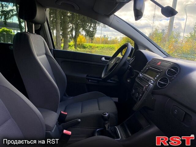 Чорний Фольксваген Golf Plus, об'ємом двигуна 1.6 л та пробігом 204 тис. км за 5800 $, фото 9 на Automoto.ua