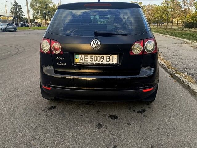 Фольксваген Гольф Плюс 2007 в Днепре (Днепропетровске) на Automoto.ua Черный Фольксваген Гольф Плюс, объемом двигателя 1.6 л и пробегом 197 тыс. км за 6700 $, фото 7 на Automoto.ua