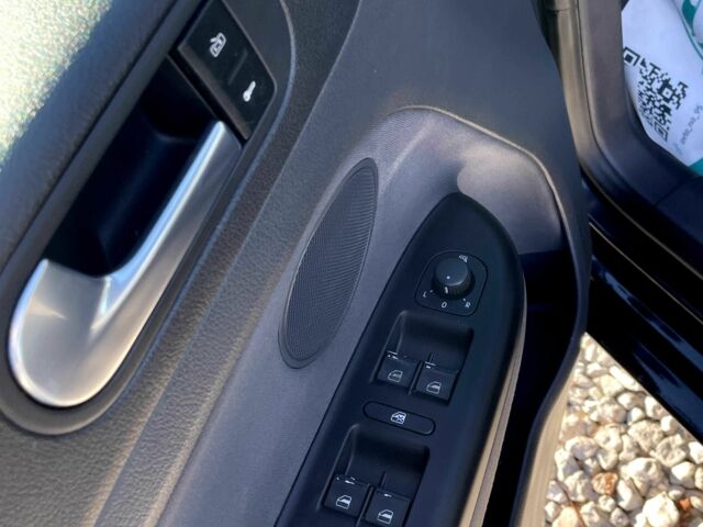 Чорний Фольксваген Golf Plus, об'ємом двигуна 1.6 л та пробігом 229 тис. км за 6200 $, фото 8 на Automoto.ua