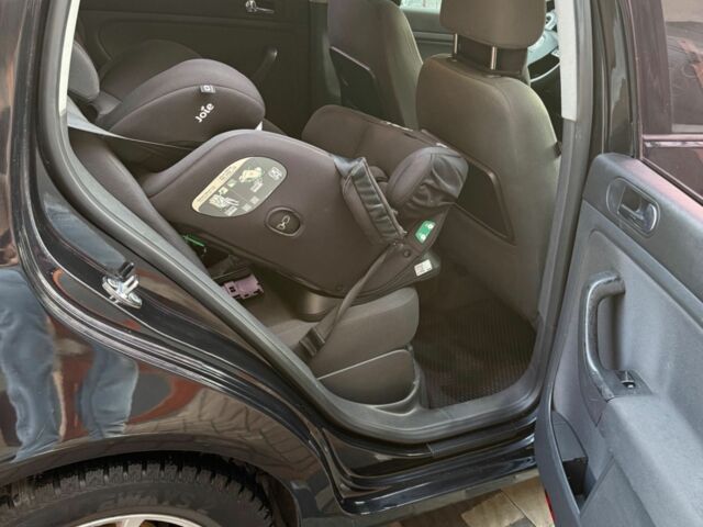 Черный Фольксваген Гольф Плюс, объемом двигателя 2 л и пробегом 229 тыс. км за 6379 $, фото 2 на Automoto.ua