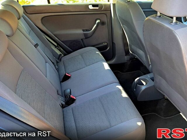 Фольксваген Гольф Плюс 2008 в Днепре (Днепропетровске) на Automoto.ua Черный Фольксваген Гольф Плюс, объемом двигателя 1.6 л и пробегом 165 тыс. км за 6750 $, фото 6 на Automoto.ua