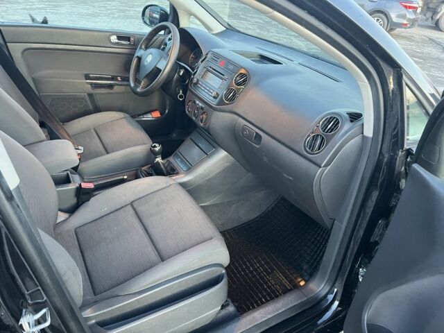 Чорний Фольксваген Golf Plus, об'ємом двигуна 1.9 л та пробігом 280 тис. км за 2850 $, фото 5 на Automoto.ua