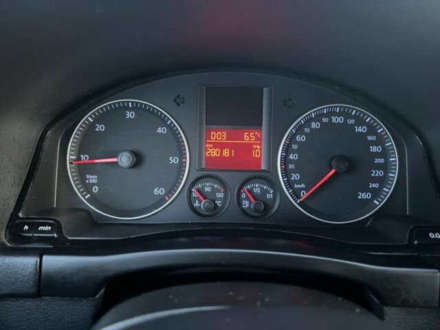 Чорний Фольксваген Golf Plus, об'ємом двигуна 1.9 л та пробігом 280 тис. км за 2850 $, фото 10 на Automoto.ua