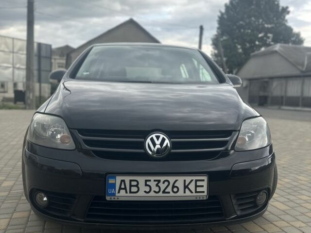 Черный Фольксваген Гольф Плюс, объемом двигателя 1.9 л и пробегом 167 тыс. км за 5900 $, фото 2 на Automoto.ua