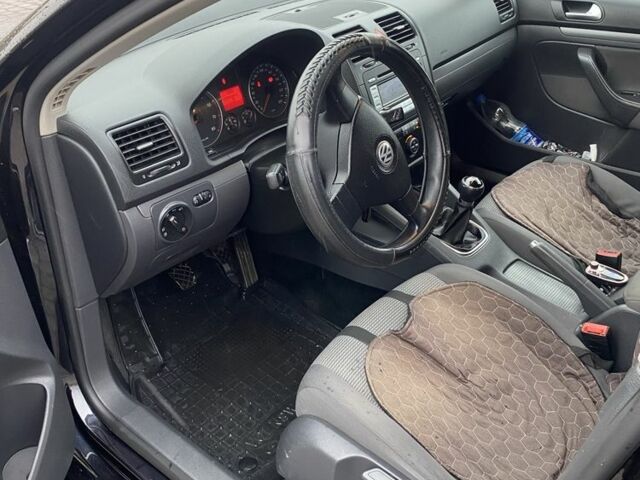 Чорний Фольксваген Golf Plus, об'ємом двигуна 1.6 л та пробігом 235 тис. км за 5200 $, фото 6 на Automoto.ua