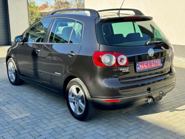 Черный Фольксваген Гольф Плюс, объемом двигателя 1.4 л и пробегом 154 тыс. км за 6500 $, фото 4 на Automoto.ua