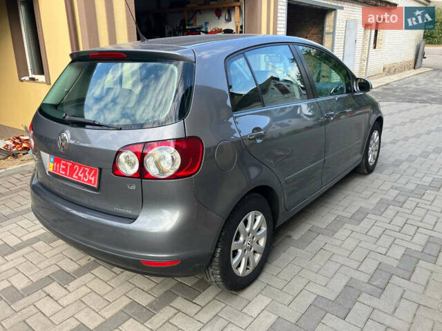 Коричневий Фольксваген Golf Plus, об'ємом двигуна 1.6 л та пробігом 217 тис. км за 6299 $, фото 1 на Automoto.ua