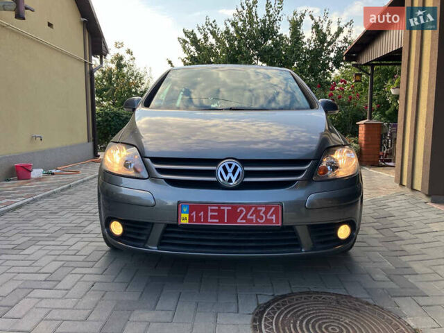 Коричневий Фольксваген Golf Plus, об'ємом двигуна 1.6 л та пробігом 217 тис. км за 6299 $, фото 12 на Automoto.ua