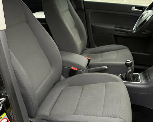 Коричневый Фольксваген Гольф Плюс, объемом двигателя 0 л и пробегом 166 тыс. км за 5650 $, фото 9 на Automoto.ua