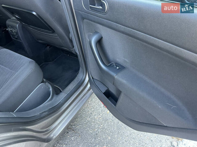 Коричневый Фольксваген Гольф Плюс, объемом двигателя 1.4 л и пробегом 192 тыс. км за 8500 $, фото 13 на Automoto.ua