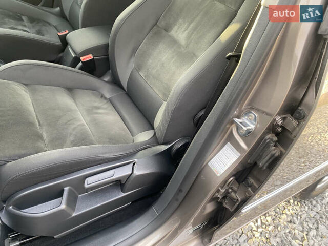 Коричневый Фольксваген Гольф Плюс, объемом двигателя 1.4 л и пробегом 120 тыс. км за 8800 $, фото 21 на Automoto.ua