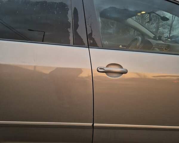 Коричневий Фольксваген Golf Plus, об'ємом двигуна 1.6 л та пробігом 191 тис. км за 6900 $, фото 11 на Automoto.ua