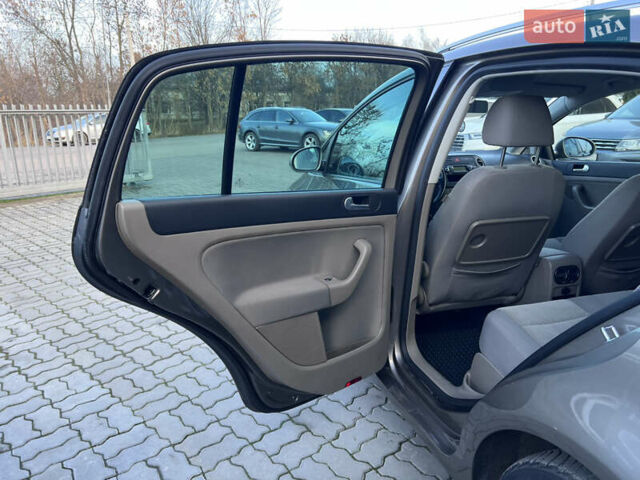 Коричневый Фольксваген Гольф Плюс, объемом двигателя 1.39 л и пробегом 225 тыс. км за 6490 $, фото 28 на Automoto.ua