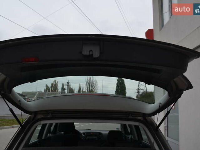 Коричневый Фольксваген Гольф Плюс, объемом двигателя 1.6 л и пробегом 183 тыс. км за 9200 $, фото 20 на Automoto.ua