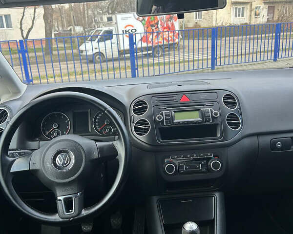 Коричневий Фольксваген Golf Plus, об'ємом двигуна 1.6 л та пробігом 273 тис. км за 6300 $, фото 10 на Automoto.ua
