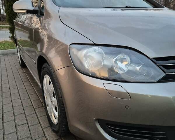 Коричневий Фольксваген Golf Plus, об'ємом двигуна 1.6 л та пробігом 191 тис. км за 6900 $, фото 4 на Automoto.ua