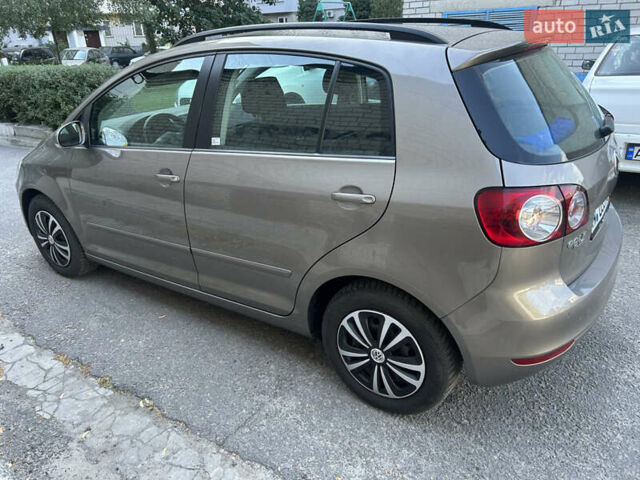 Коричневый Фольксваген Гольф Плюс, объемом двигателя 1.4 л и пробегом 192 тыс. км за 8500 $, фото 2 на Automoto.ua