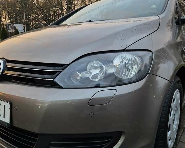 Коричневий Фольксваген Golf Plus, об'ємом двигуна 1.6 л та пробігом 191 тис. км за 6900 $, фото 3 на Automoto.ua