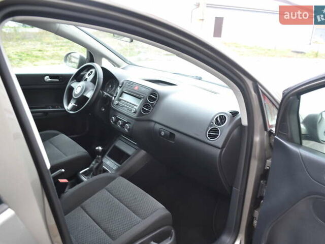 Коричневый Фольксваген Гольф Плюс, объемом двигателя 1.6 л и пробегом 183 тыс. км за 9200 $, фото 28 на Automoto.ua