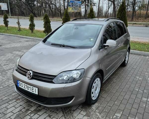 Коричневий Фольксваген Golf Plus, об'ємом двигуна 1.6 л та пробігом 191 тис. км за 6900 $, фото 1 на Automoto.ua