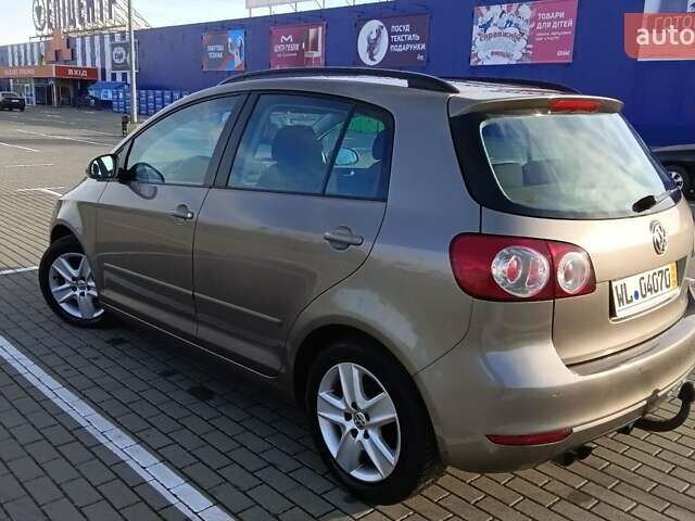 Коричневый Фольксваген Гольф Плюс, объемом двигателя 1.4 л и пробегом 218 тыс. км за 7900 $, фото 4 на Automoto.ua