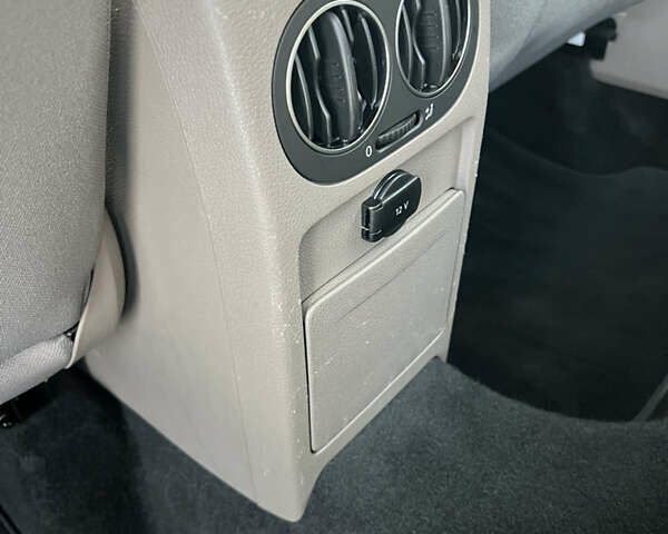 Коричневий Фольксваген Golf Plus, об'ємом двигуна 1.4 л та пробігом 167 тис. км за 8800 $, фото 60 на Automoto.ua