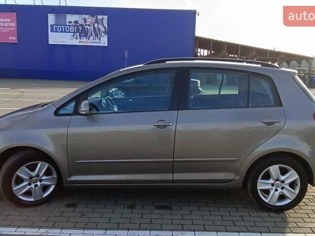 Коричневый Фольксваген Гольф Плюс, объемом двигателя 1.4 л и пробегом 218 тыс. км за 7900 $, фото 3 на Automoto.ua
