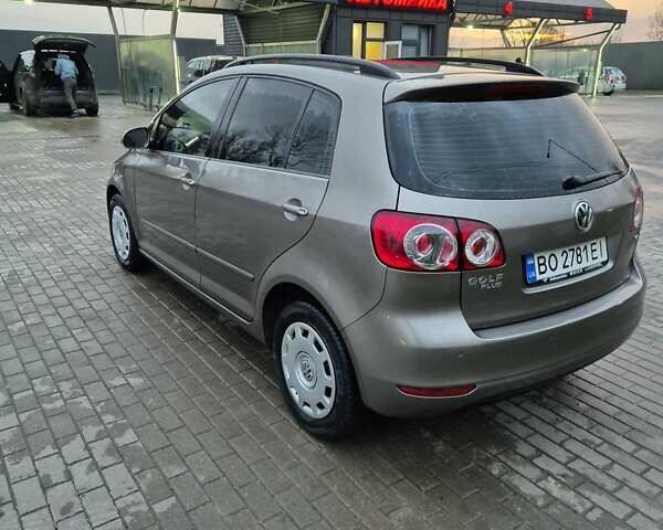 Коричневый Фольксваген Гольф Плюс, объемом двигателя 1.6 л и пробегом 191 тыс. км за 6500 $, фото 7 на Automoto.ua