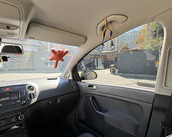 Коричневий Фольксваген Golf Plus, об'ємом двигуна 1.2 л та пробігом 210 тис. км за 7500 $, фото 32 на Automoto.ua