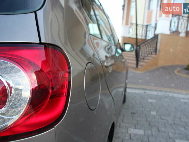 Коричневый Фольксваген Гольф Плюс, объемом двигателя 1.4 л и пробегом 192 тыс. км за 6990 $, фото 45 на Automoto.ua